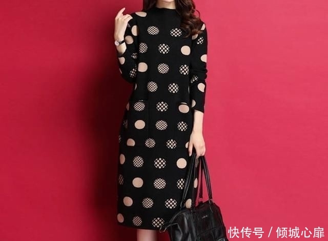 #衣裙#若穿羽绒服的话,不如搭配这几条毛衣裙,美出惊艳身姿