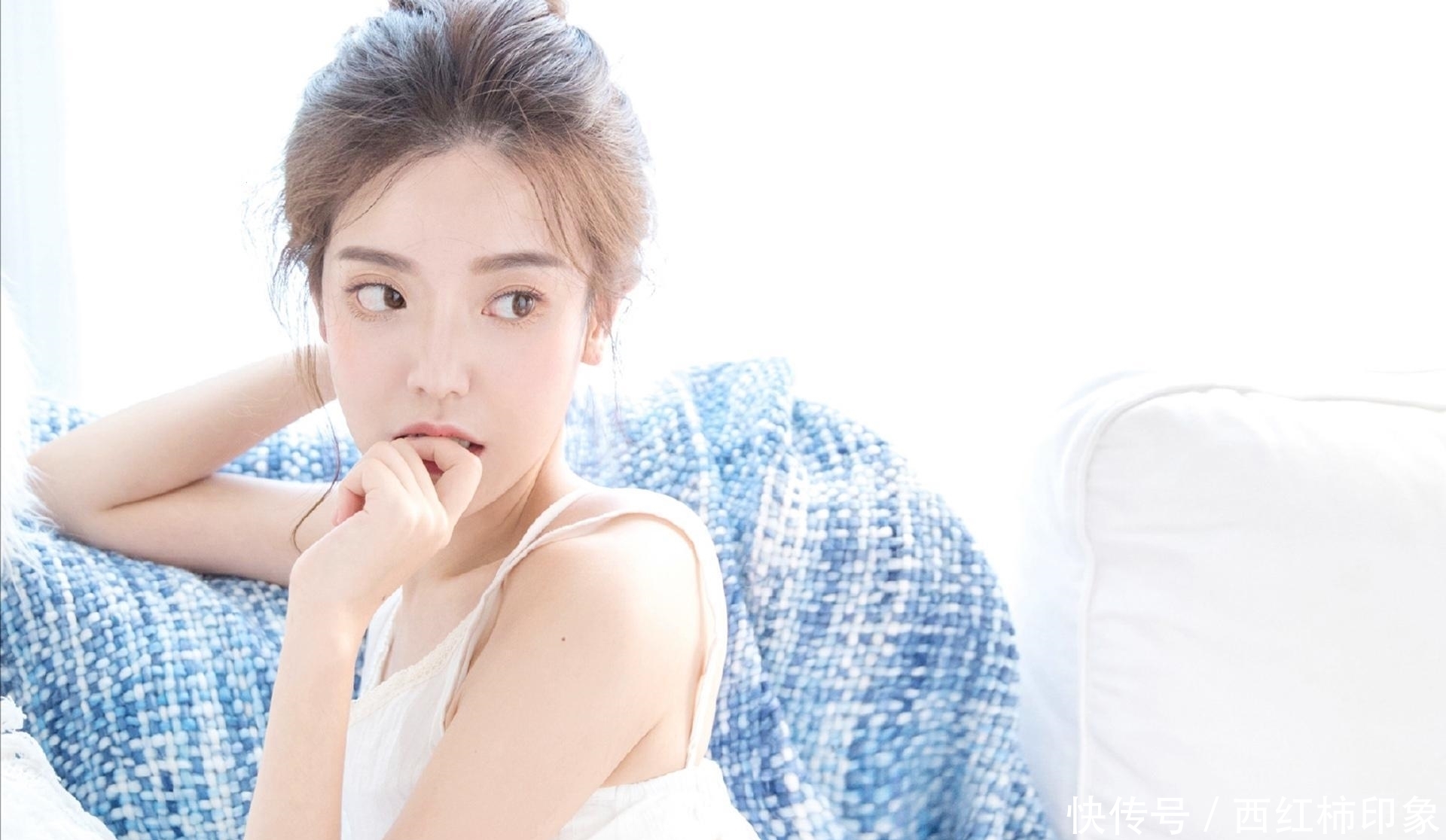  性感|美女图集，第821期：性感时尚，图几小姐姐，你会更喜欢呢？