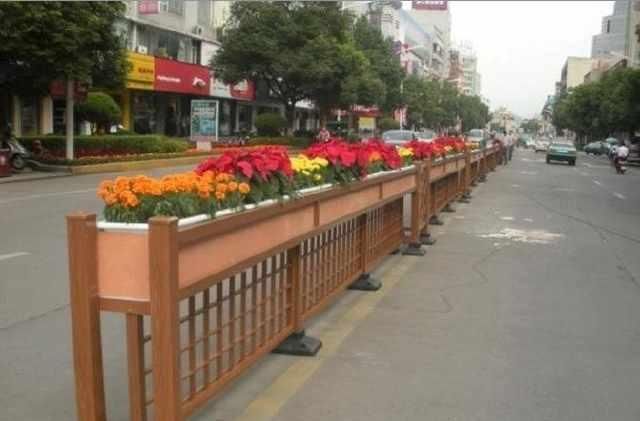  「小品」园林绿化中的花箱小品