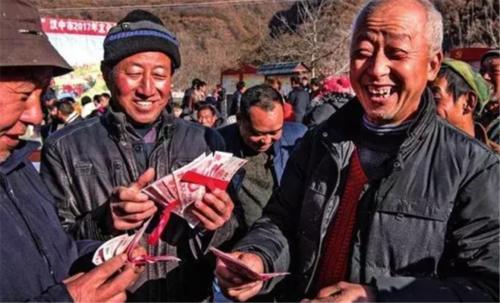  「看过」从元旦起，是农村户口的朋友，这4项补贴别忘了领，看过