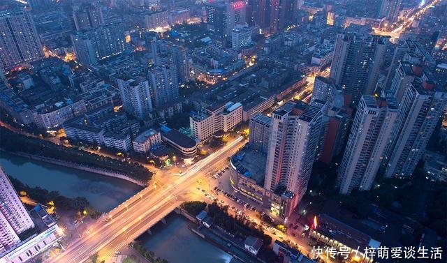  #GDP#中国两个发展“最快”的省会, GDP甩了省内其他城市一大截