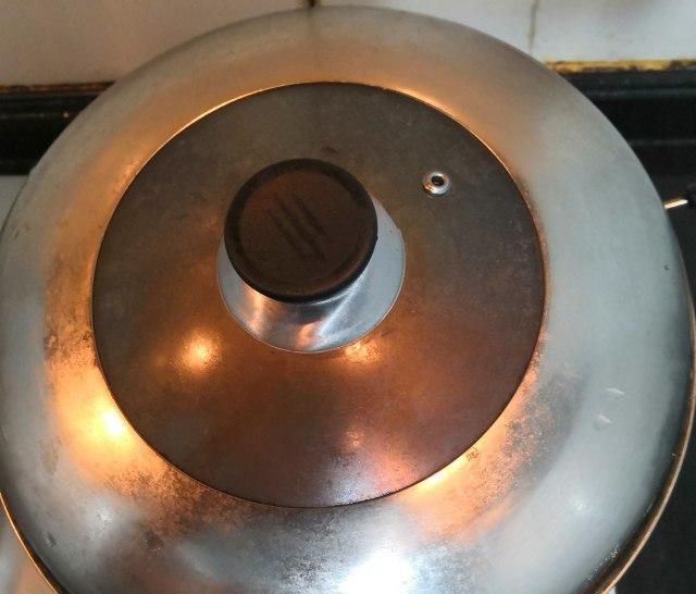  鲜味@玉米骨头汤，鲜味十足，好喝不油腻