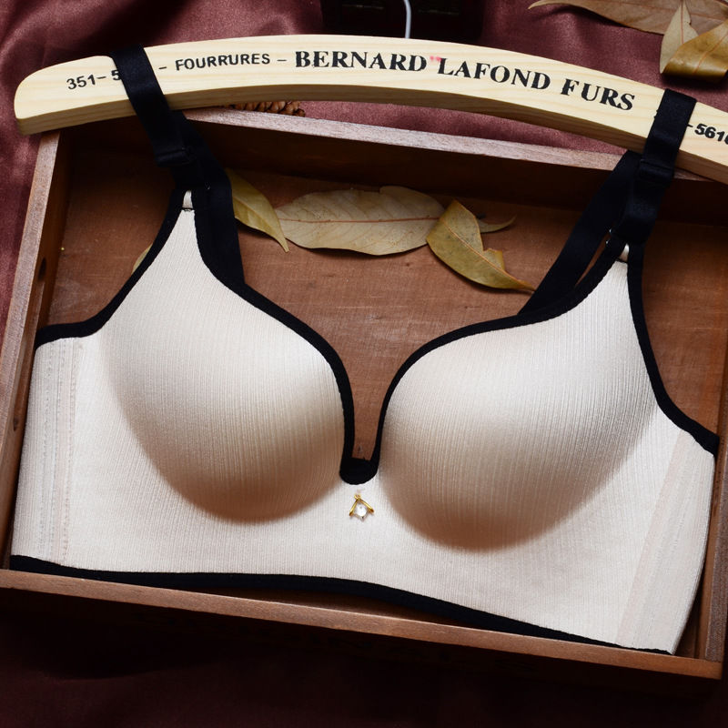 敏感肌肤的女人,穿文胸不能太随意,这些柔嫩型文胸,不痒不刺