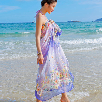 怪不得男人总爱往海边跑，现在女人不穿泳衣穿这个，真是婀娜多姿