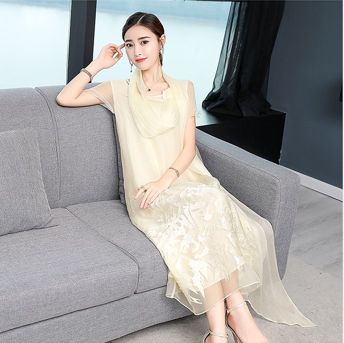 适合四十岁左右穿的连衣裙，太有气质，老公直呼要把前3款都买了