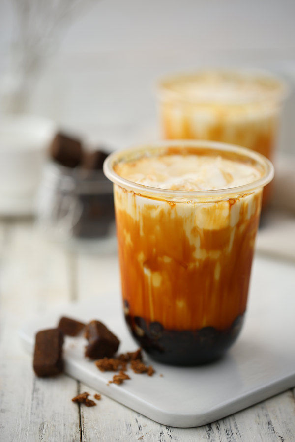 用爱传递好味道 这家明星都爱的猪肚鸡火爆群光