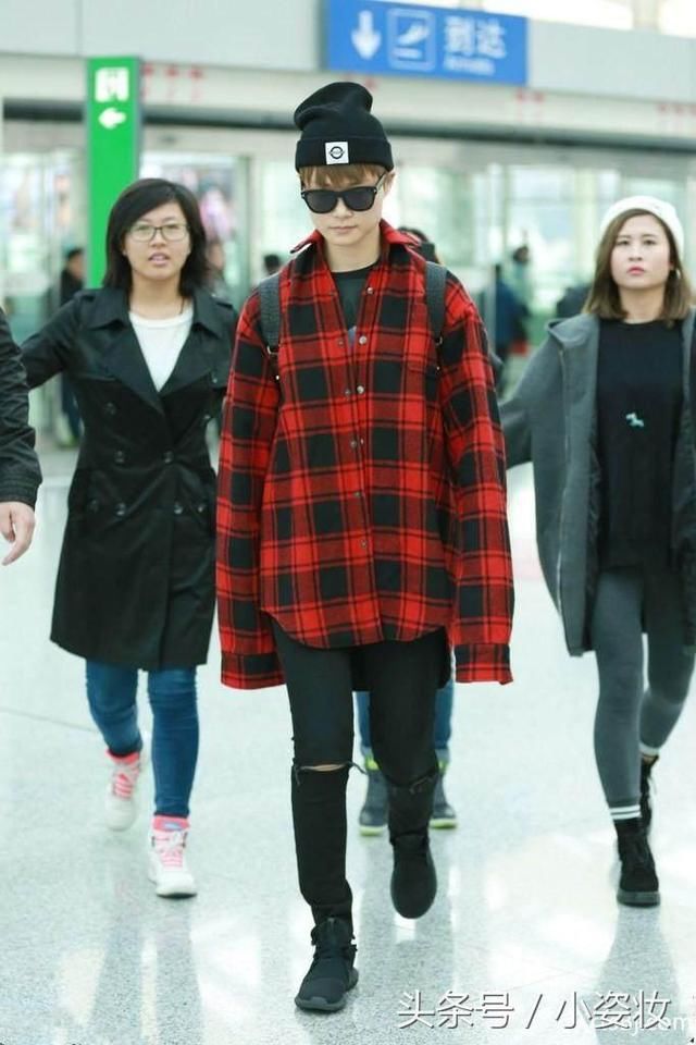 李宇春的时尚！杨幂都为此走神！