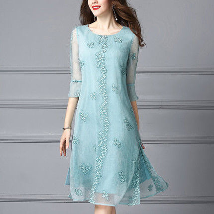 60后的我从不敢穿裙子，老公给我买了这a字裙，我把裤子都扔了