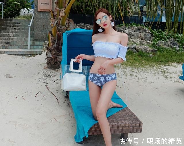 比基尼泳衣小姐姐，苗条的身材和逆天的大长腿