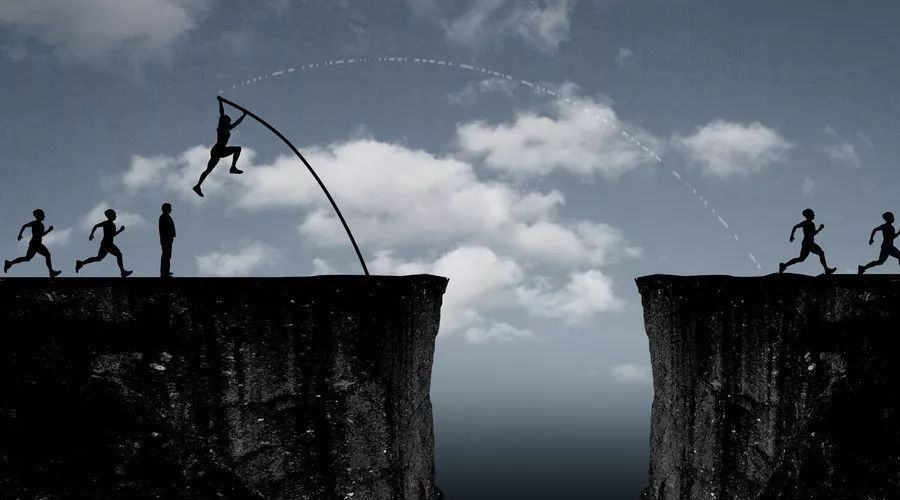 小微企业贷中介崛起:月入百万,养空壳公司,伪造