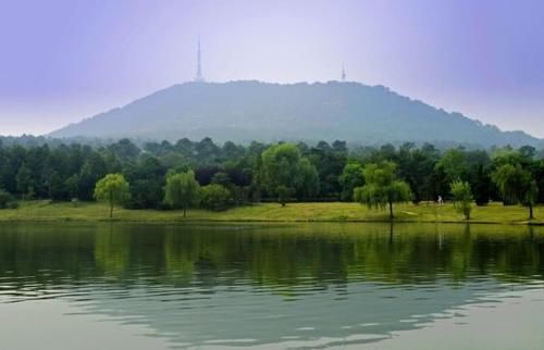 安徽人气很高的一处公园,是国家级森林公园,是合肥城区内最高点