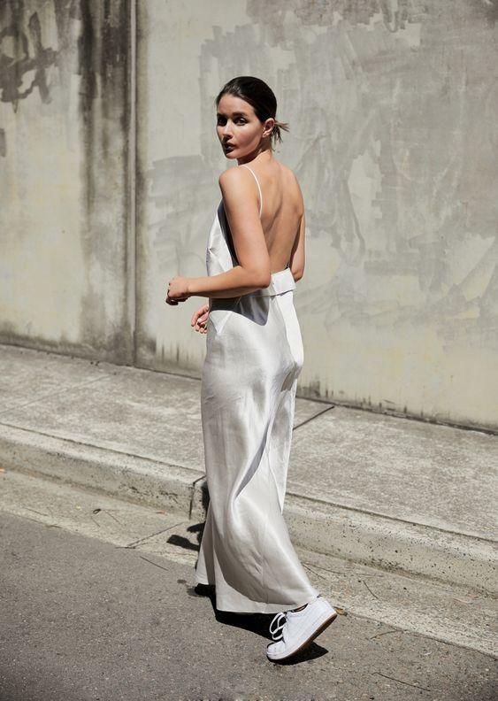 真丝拥有无法言喻的美，真的谁穿谁漂亮！