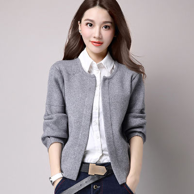 闺蜜真心太会搭配了,小开衫+连衣裙,修身又显年轻,优雅又大气