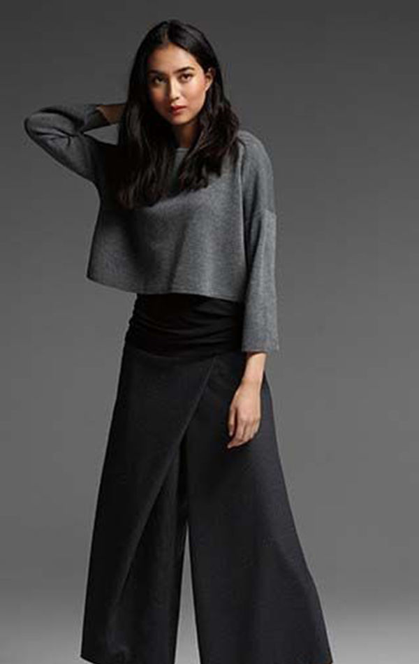  「贝嫂」贝嫂教你矮个子穿搭技巧,长款阔腿裤搭配显高又有魅力,太时髦了