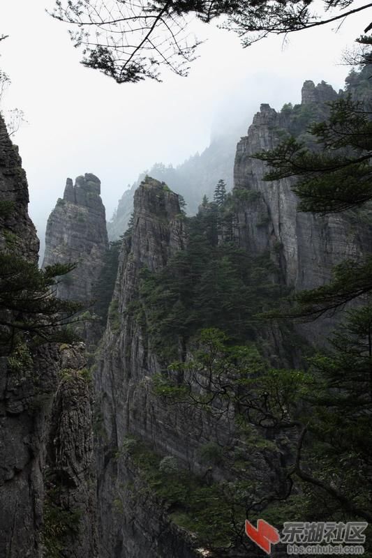 全球最诡异的六大秘境,中国昆仑山地狱之门