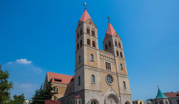 山东最幸福城市，东方瑞士，可与德国比美