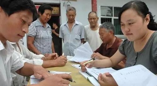  时间■再过4个月时间，新农合账户将会清零了，很多农民不懂怎么