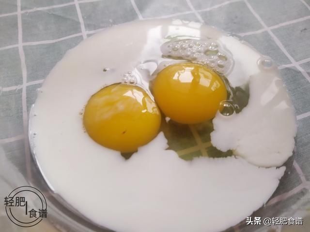  「米饭」蛋包饭难点：蛋皮零失败做法，只需加50克它，你也能给大家秀一手