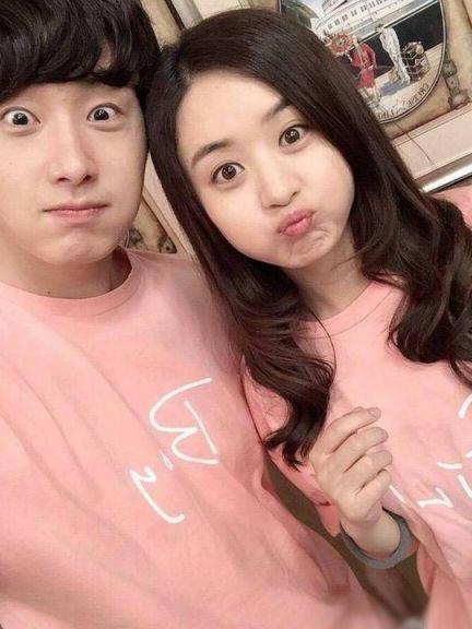 赵丽颖恋情再添实锤？李易峰已无缘，网友：他哪点比冯绍峰好？