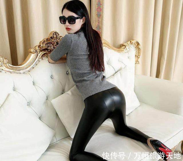 性感穿搭想要玩时尚性感，怎么能少得了皮裤的衬托