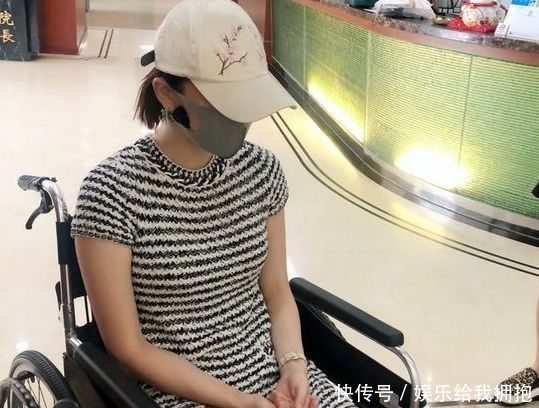 十八线女星吃减肥药引发疾病，坐轮椅紧急送医，网友：赤果果炒作