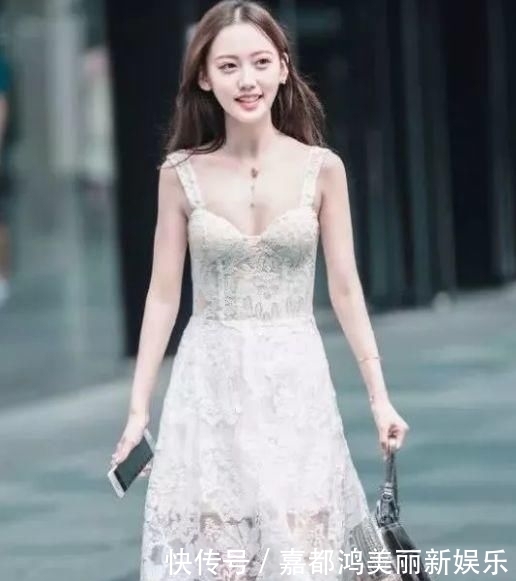 『小姐姐』最经典的黑色,看路人小姐姐怎么把它穿出性感