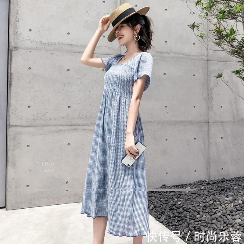 今夏最火叫奶油裙，清新优雅，时尚又减龄！