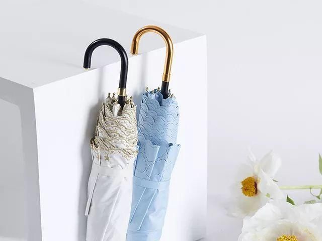 真男人，敢于打太阳伞