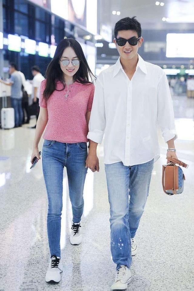 张天爱穿了霍思燕同款“起球衣”，没有输在腰，输在自己优势上！