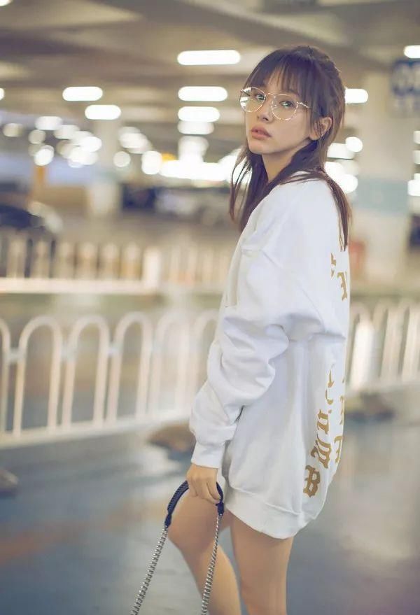 种草｜高圆圆剪完妹妹头嫩回18岁，为啥只有短发能秒换气质？