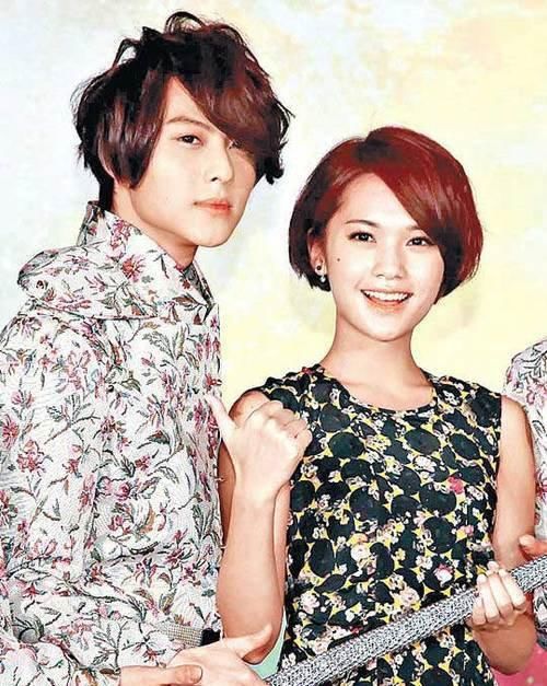 王子和邓丽欣极力否定恋情，一切全是谣言？意外曝光王子真实恋情