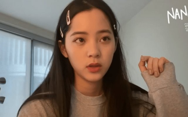 形状:有一种“少女心”叫欧阳娜娜文具盒,看清形状,太古灵精怪了