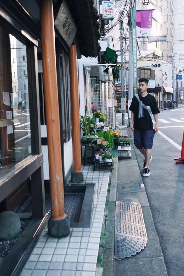  「主理人」提问：一双具有「质感」的球鞋是什么样子的？