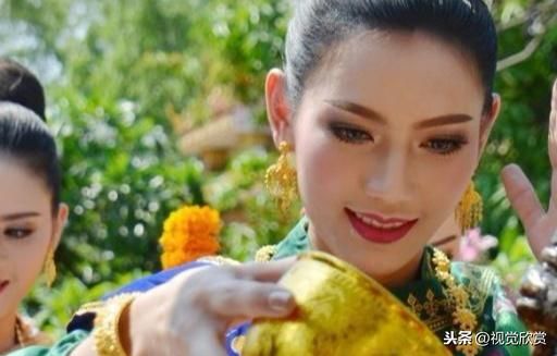 全球唯一没有铁路的国家，盛产美女但人均寿命不高，还是我国邻国