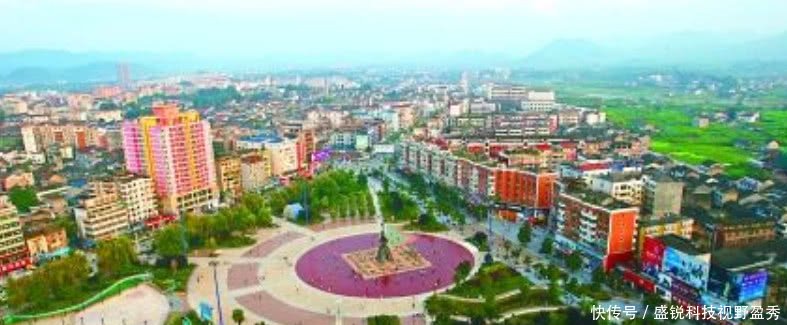 中国最有面子的县城，高铁绕个大弯也要经过这，是你的家乡吗