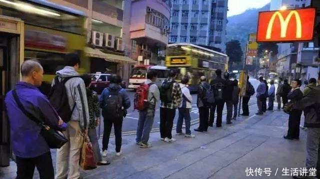  蜗居@为何香港人宁愿蜗居小屋子，也不愿到内地住大房子？总算明