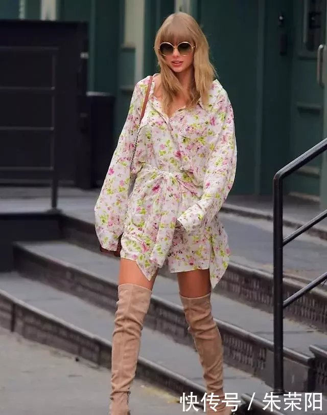 霉霉真的瘦了!曾经的大象腿秒变筷子腿,连长靴都Hold住了!