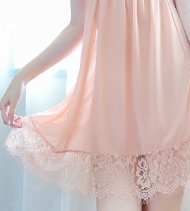 女人不要穿太古板,试试这样的睡衣,魅力升级,让他疯狂爱上你