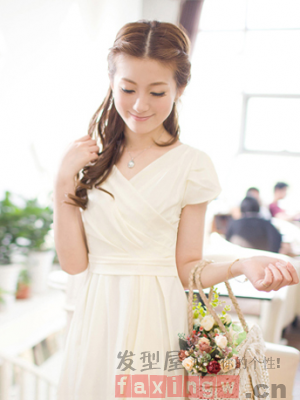 女生街拍发型 款款都是你的最爱