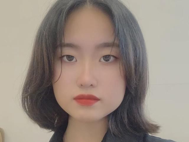 气质:这五种脸型眼中拉低颜值,没气质显土气,没中就太幸运了