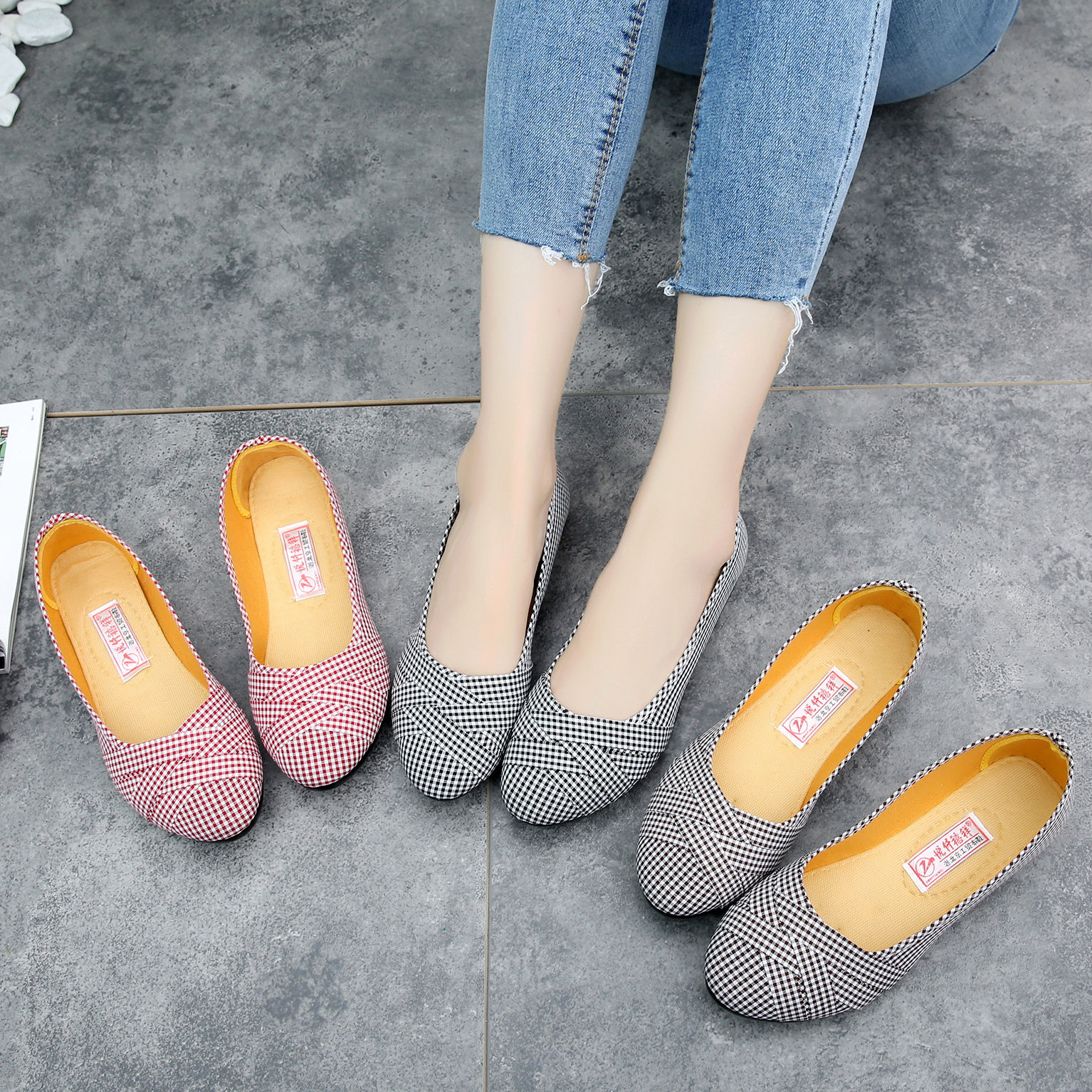 八款时髦秋鞋，特适合6070女人，中秋送妈妈，穿上脚减龄几岁