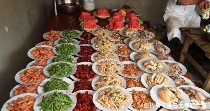  宴席|农村冷宴风气再添一个“怪像”，以往人不到，现在礼也不随