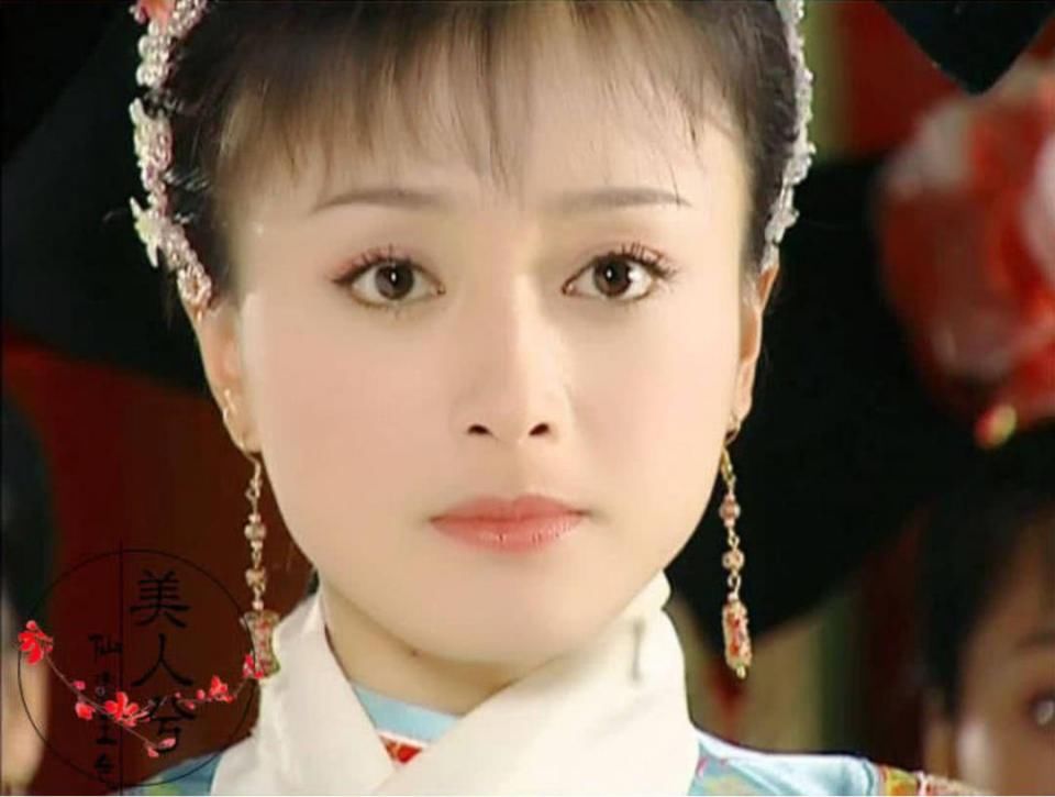 风格迥异的秦岚、娜扎和倪妮撞衫了，赢的居然是她