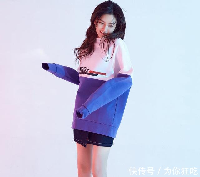 宋祖儿小小年纪胆好肥，耳朵“扎”了2根针，想要当校花还真难！