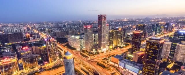 中国最早准备建地铁的市，比北京几十年，2017年首条地铁通车