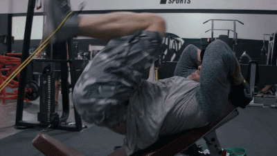 腹肌锻炼效果不好?不用着急,用1根弹力带配这3个动作练腹更有效